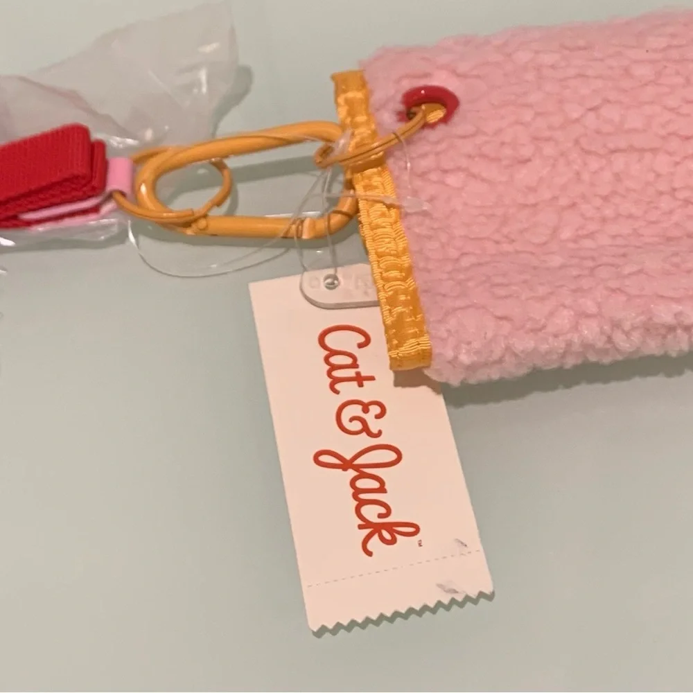 Cat‎ & Jack Girls Lanyard Wallet Pink Fuzzy Soft With Orange Trim Red Lanyard